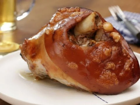 Schweinehaxe mit knuspriger Schwarte aus der Heißluftfritteuse