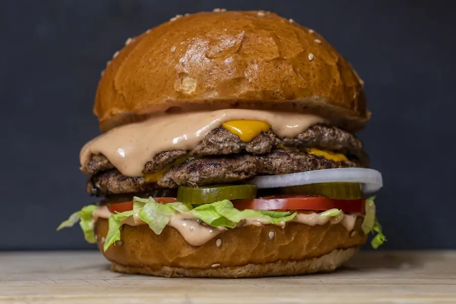 Saftiger Burger aus dem Airfryer – knusprige Buns und perfekte Patties